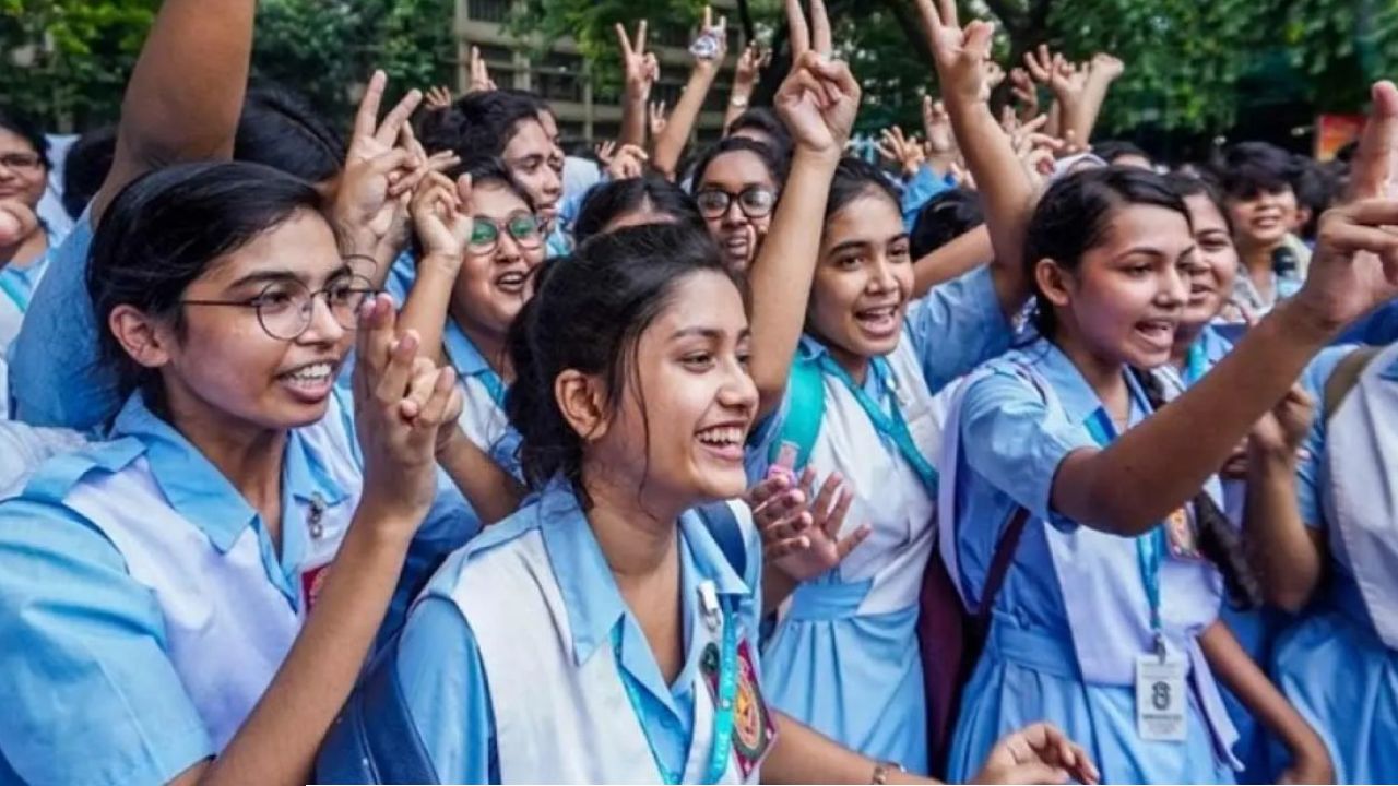 এসএসসিতে পাসের হার ৬২ দশমিক ২৫ শতাংশ জিপিএ ৫ পেল ১ লাখ ১৬ হাজার