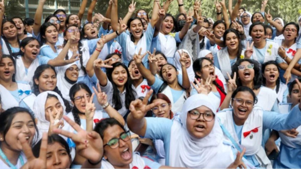 এসএসসি পরীক্ষার ফল প্রকাশ, গড় পাসের হার ৬২.২৫ শতাংশ