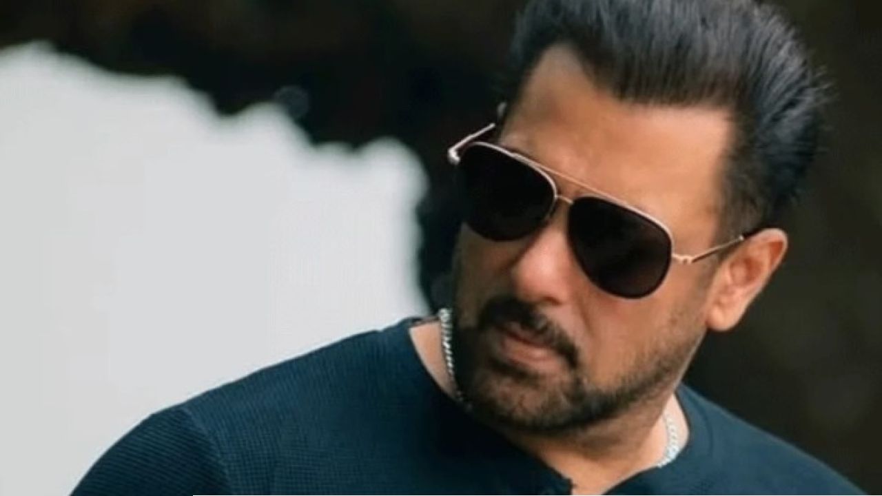 ‘বাবা’ বলায় চটে গেলেন সালমান খান