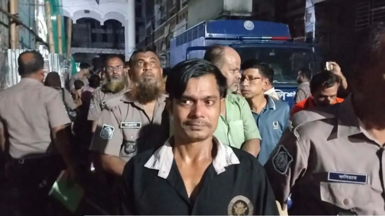 গুলশানে ছাত্রলীগের মিছিল: ২৪ আসামির ১০ দিনের রিমান্ড