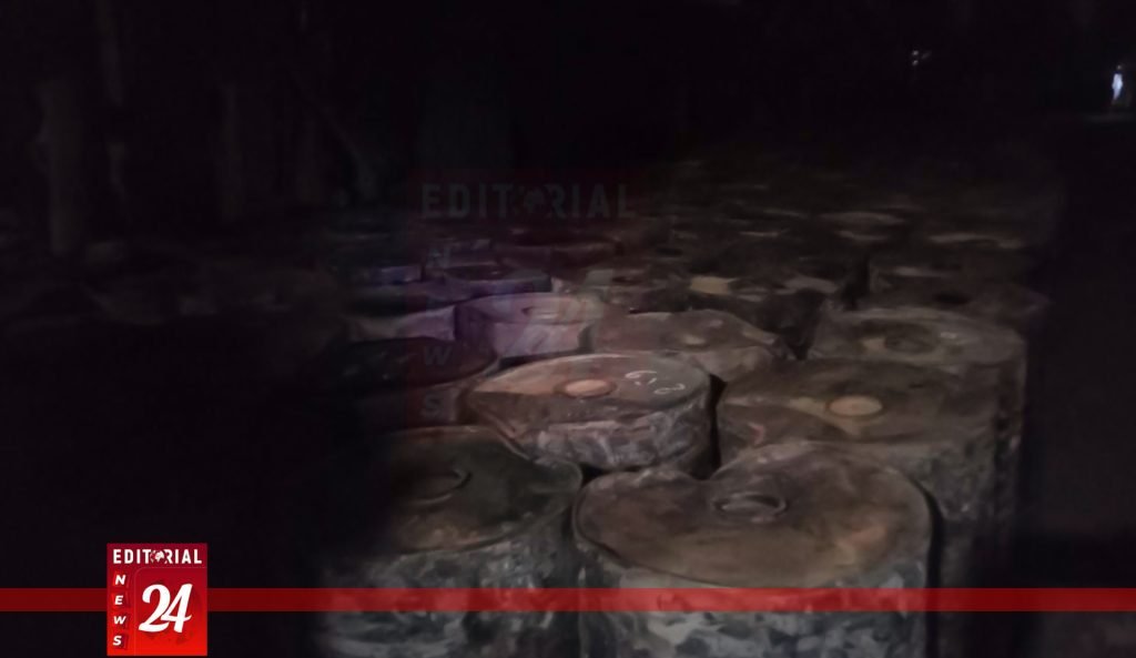 “সাবেক কাউন্সিলরের প্রতিষ্ঠানে ২১৫ ড্রাম চোরাই বিটুমিন উদ্ধার, মূল্য প্রায় ৩০ লাখ টাকা” l Editorial News 24