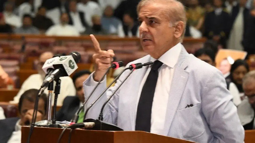 আফগানিস্তানের বিরুদ্ধে পাকিস্তানের কঠোর হুঁশিয়ারি