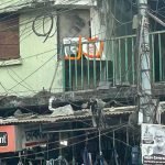 খুলনায় আওয়ামী লীগ কার্যালয়ে পতাকা উত্তোলন, ‘জয় বাংলা’ স্লোগান; পরে ভাঙচুর