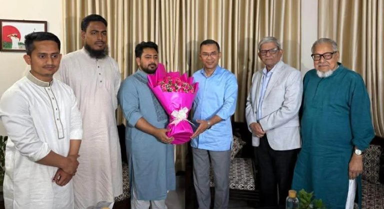 নাহিদের বাসায় তারেক রহমানের সফর