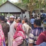 একই পরিবারের ৫ জনকে গলা কেটে হত্যা